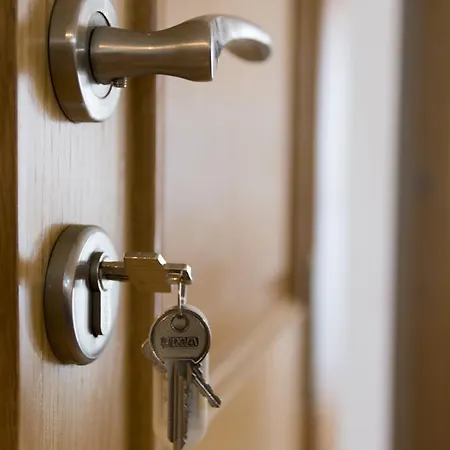 Cifuentes Apartman *